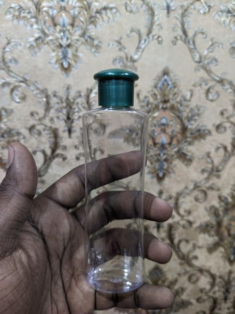 100ml Plastic Oil Bottle (narrow)