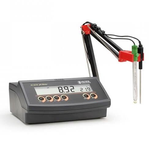 Hanna Bench Top pH Meter HI-2211